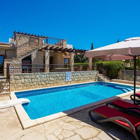 3 Bedroom Villa Madelini With Private Pool, Aphrodite Hills Resort Kouklia Exteriér fotografie
