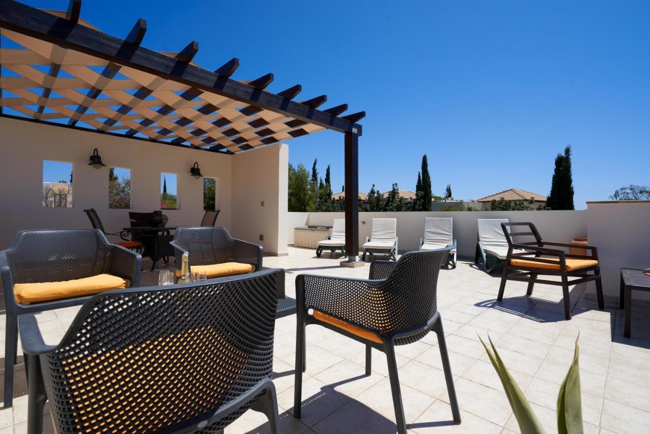 3 Bedroom Villa Madelini With Private Pool, Aphrodite Hills Resort Kouklia Exteriér fotografie