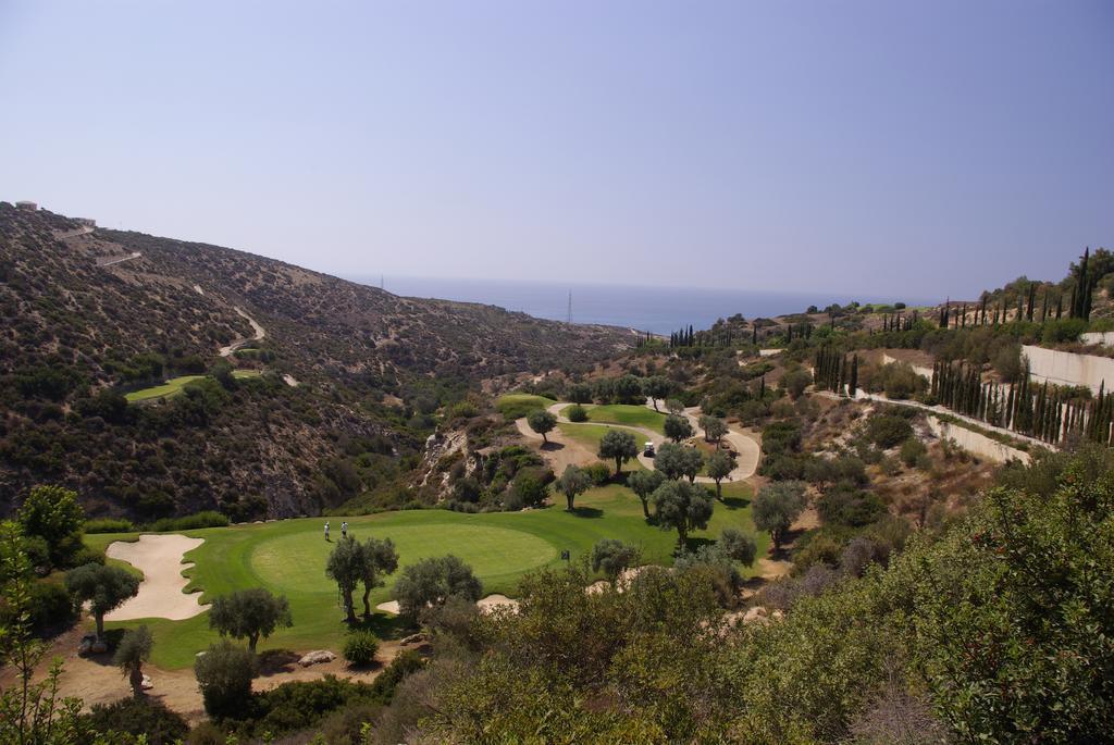3 Bedroom Villa Madelini With Private Pool, Aphrodite Hills Resort Kouklia Exteriér fotografie